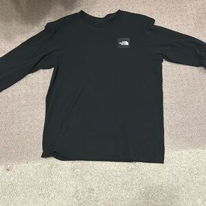 The North Face Black Long Sleeve shirt. M